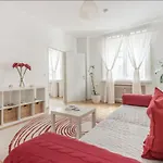 Apartment France | Operastreet